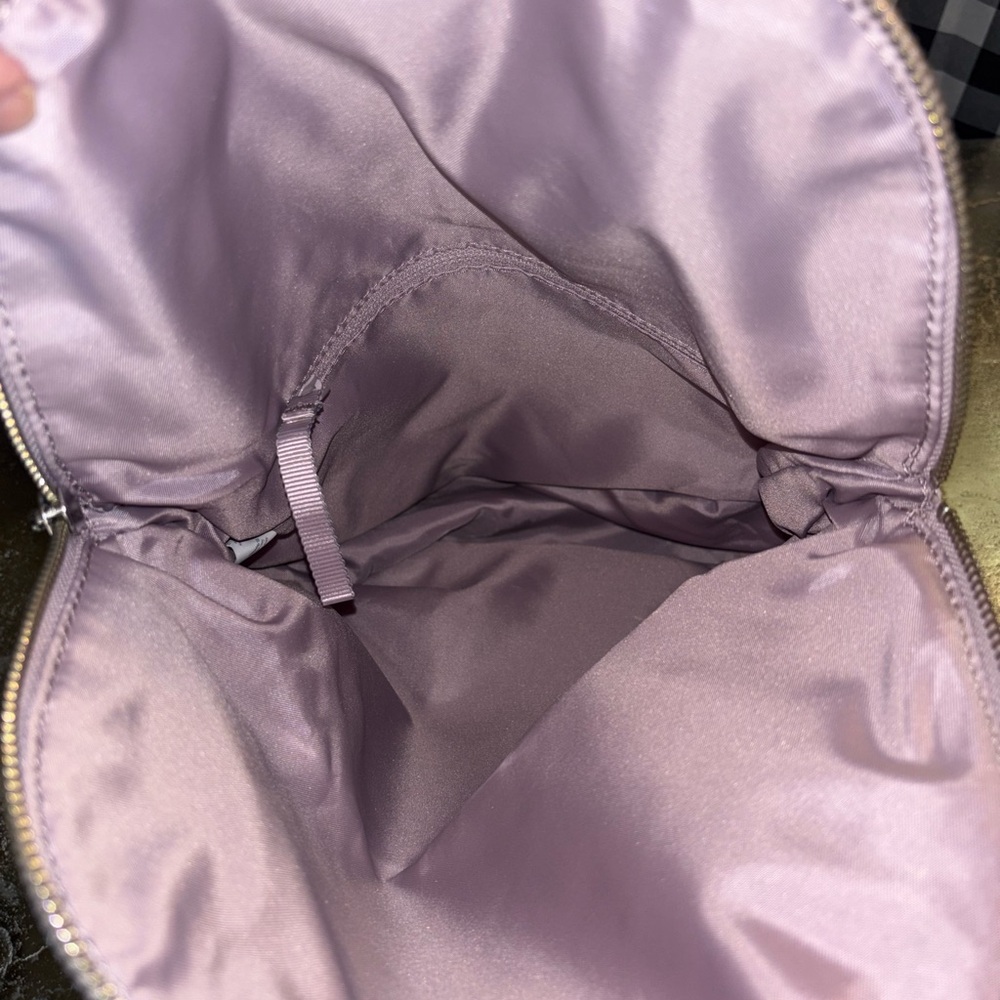 Lululemon Athletica Misty Pink All Night Festival Bag (5L) NWOT - Picture 5 of 7